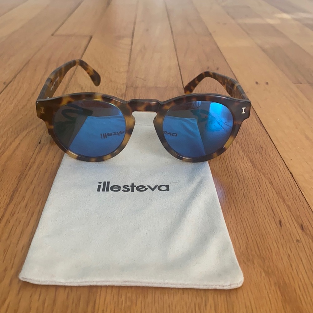 Illesteva Leonard Sunglasses